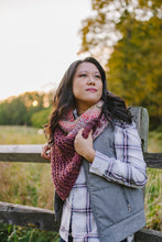 Load image into Gallery viewer, Duality Shawl