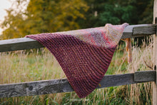 Load image into Gallery viewer, Duality Shawl