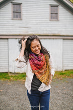 Load image into Gallery viewer, Advent Fringe Shawl