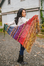 Load image into Gallery viewer, Advent Fringe Shawl